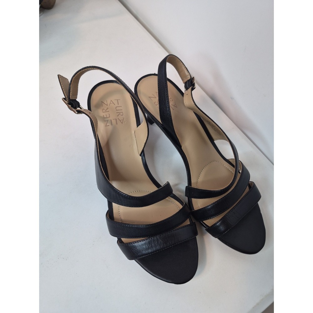 Naturalizer Taimi Sandals Women 8.5 Black Strappy Kitten Heel Dressy Classic